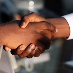 Poignée de main-contrat-Business2